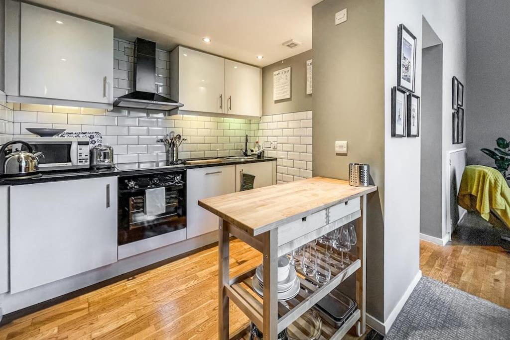 Lofty Apartment In 普里茅斯 外观 照片
